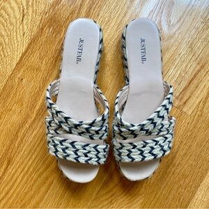 JustFab Raffia Platform Slides | Women’s Sz 11 | Black + Sand Pattern